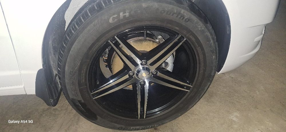 Obmen Vossen diska balon 215/60/16 Charmhoo arginal balonida