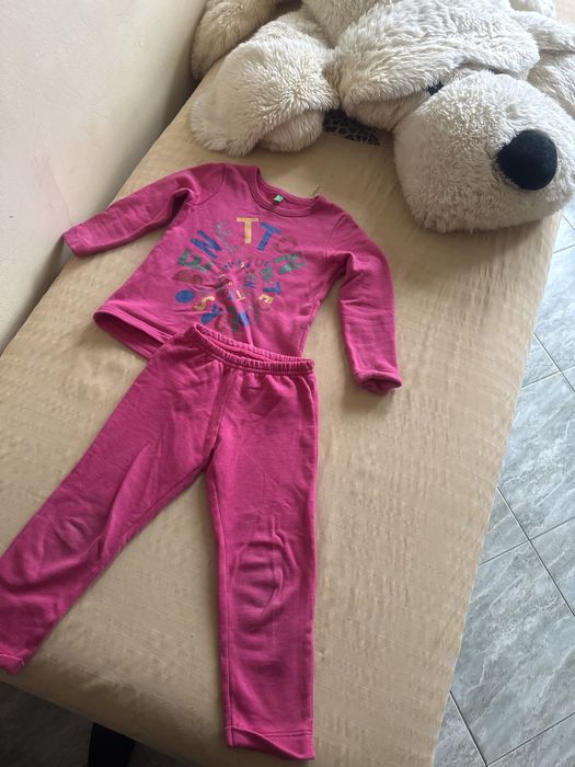 Екип на Бенетон горно и долно