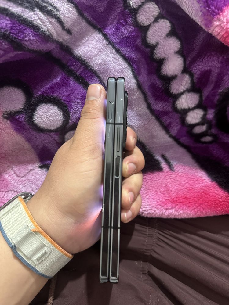 Samsung Z Fold 4 12/256