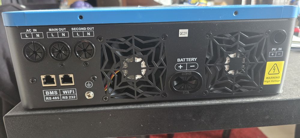 Invertor hibrid Easun, 4,2 KW, 24 V, adaptor wifi, interfata BMS