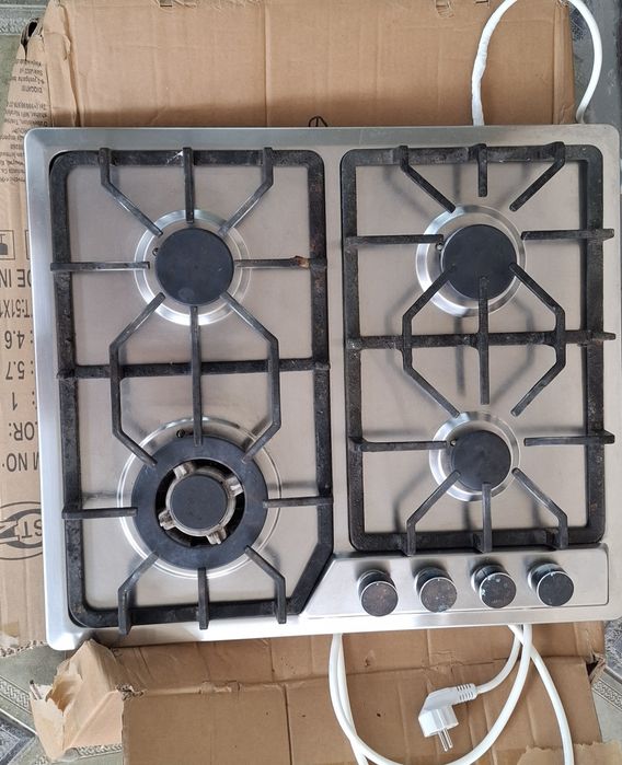 Продам газовую плиту