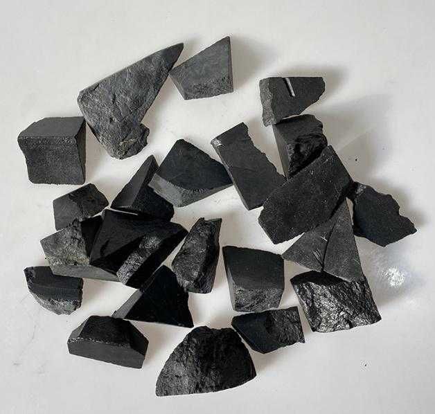 Натурален Добив Естествен Шунгит Най-Старият Минерал на Земята Фулерен