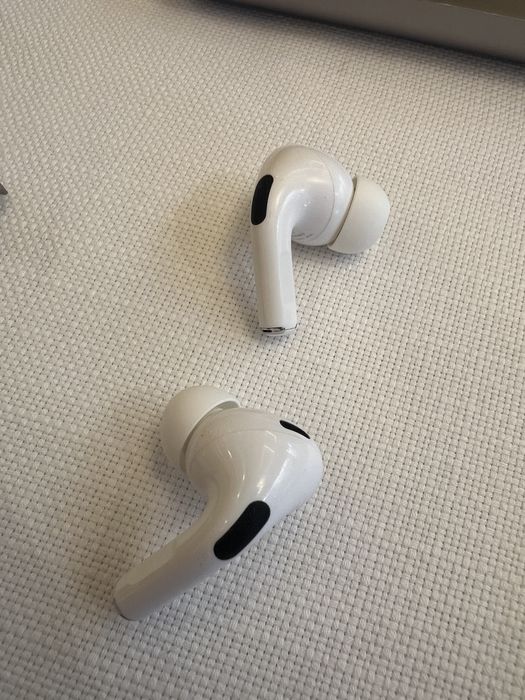 AirPods Pro 2 Impecabile