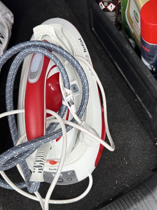 Vand statie de calcat tefal