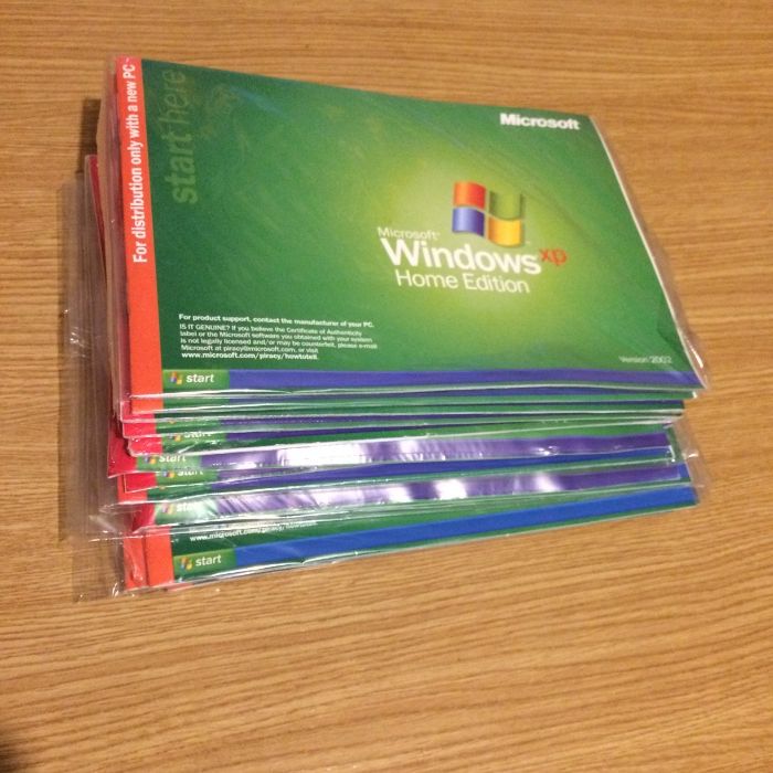 CD cu licenta Windows XP Home Edition
