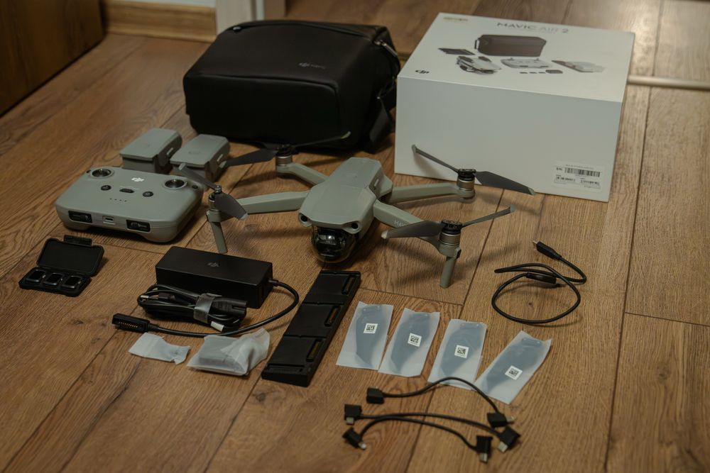 DJI Mavic Air 2 Fly More Combo