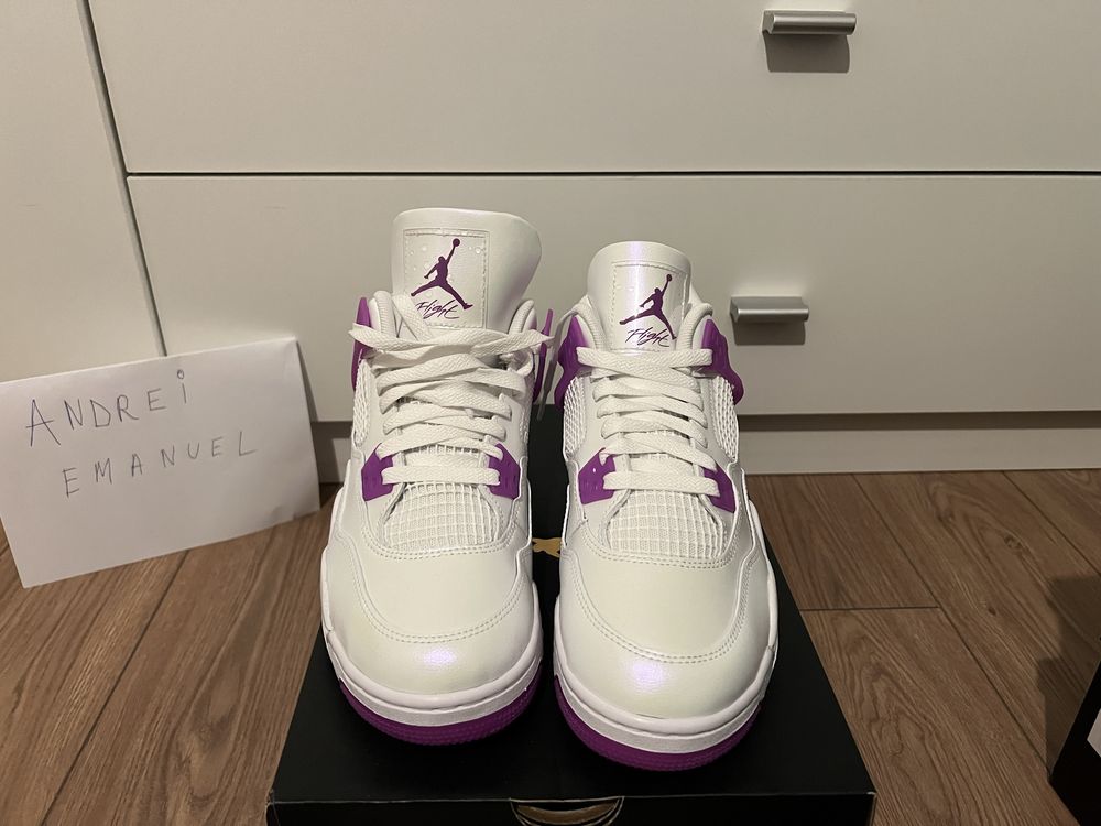 Jordan 4 hyper violet GS marimea 40 au fost lansati pe 26.04.2024