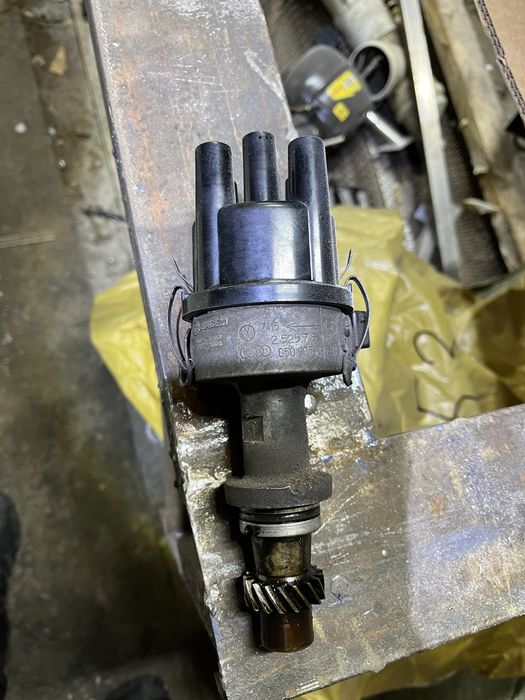 Трамблер на пассат гольф