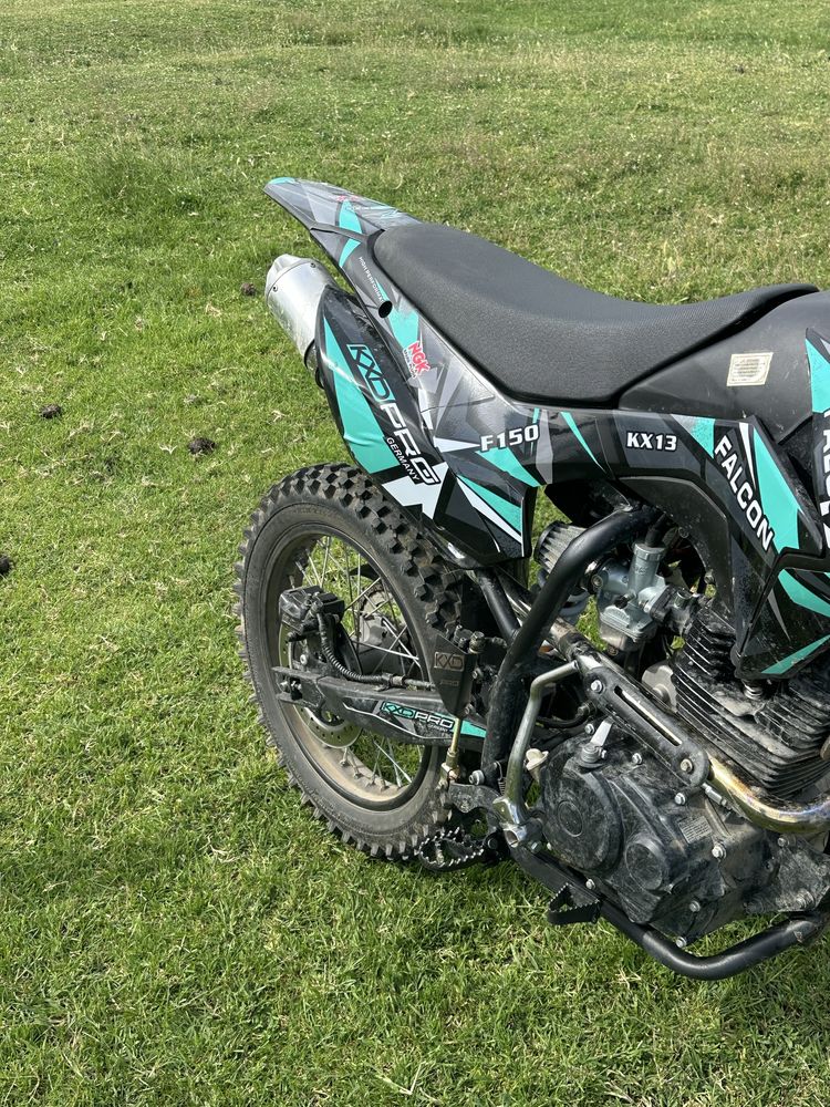 Продавам кросов мотор kxd pro germany