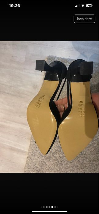 Pantofi noi in cutie