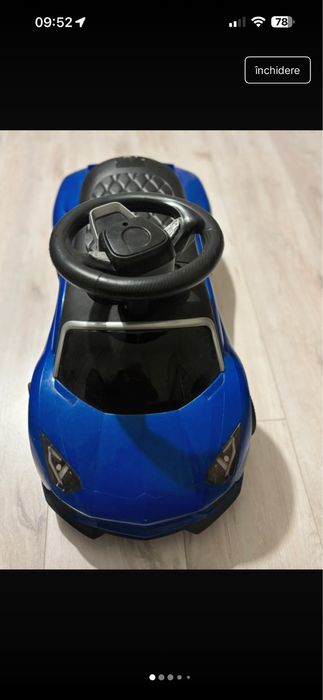 Masinuta de jucarie