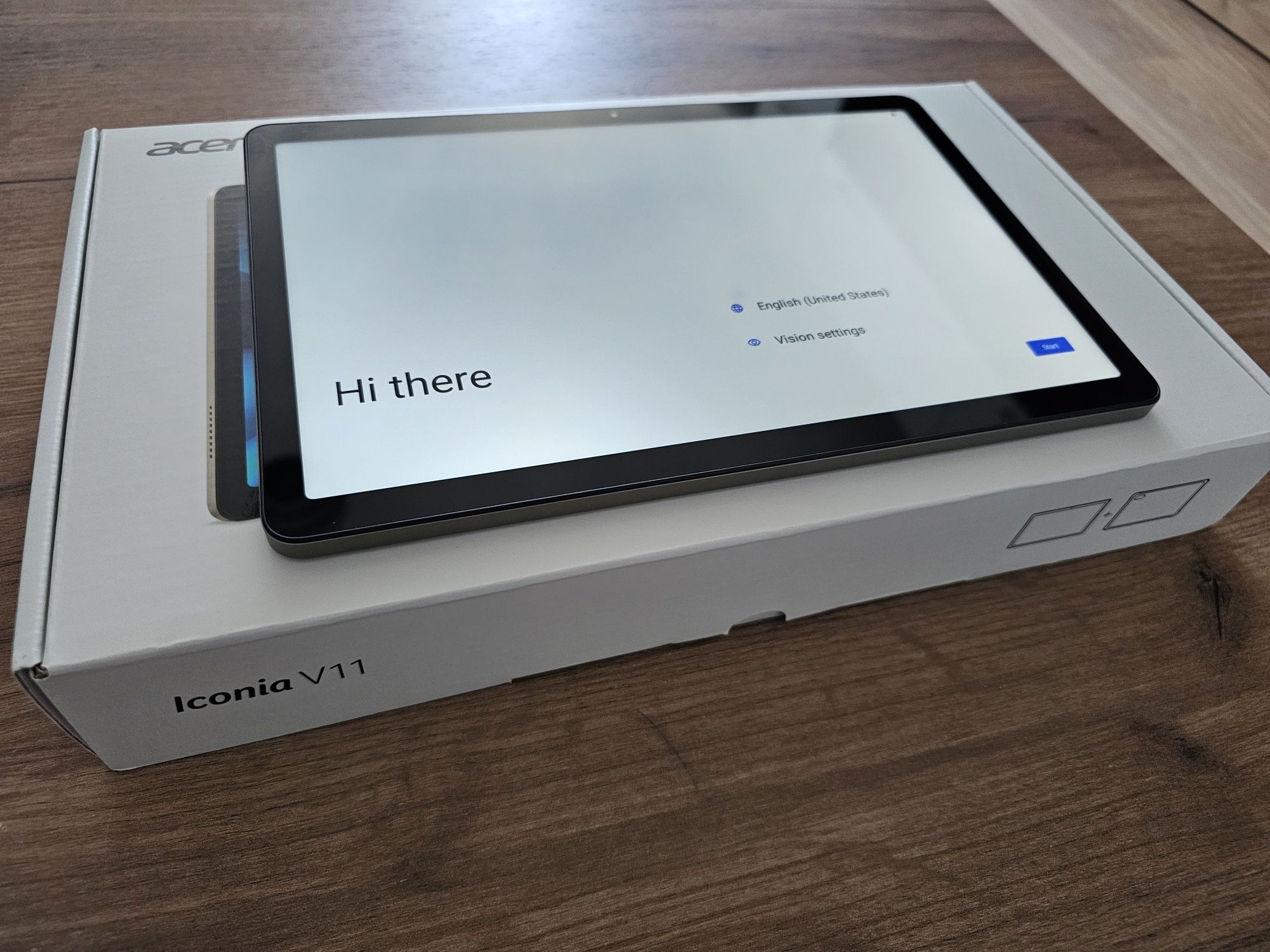 Android Таблет Acer Iconia V11