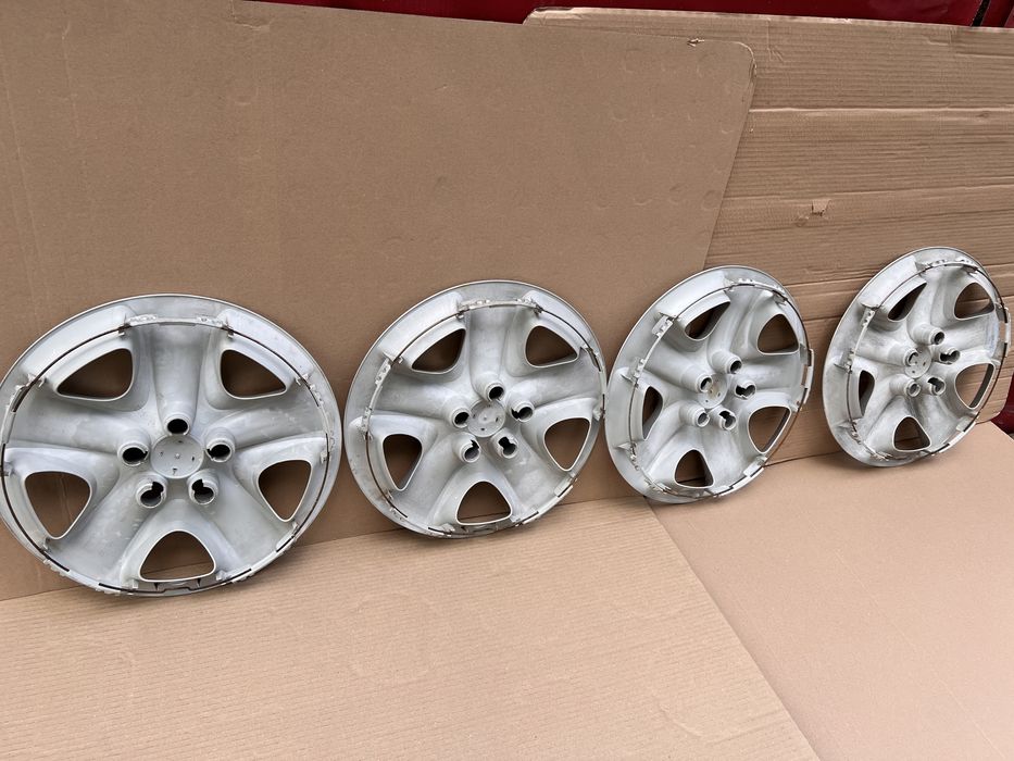 Оригинални тасове за Опел 16 цола Като чисто нови.