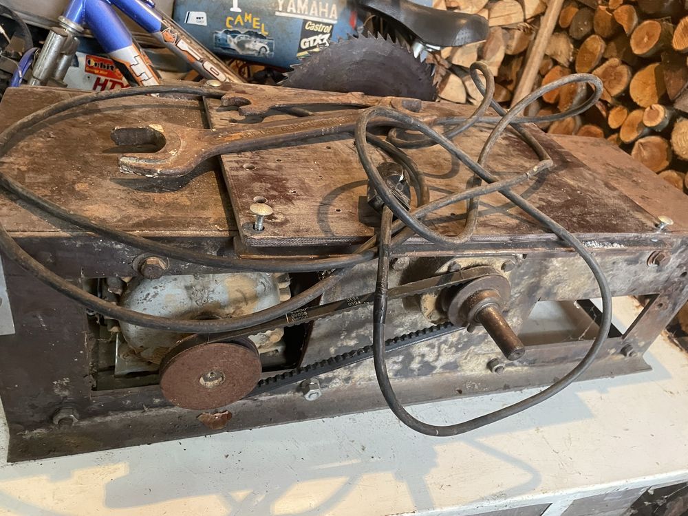 Продавам абрихт и циркуляр 2в1