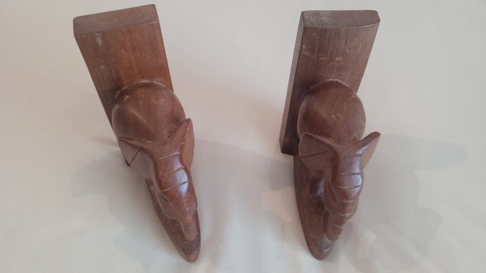 Elefanti, suporti laterali de carti, vechi, din lemn de palisandru