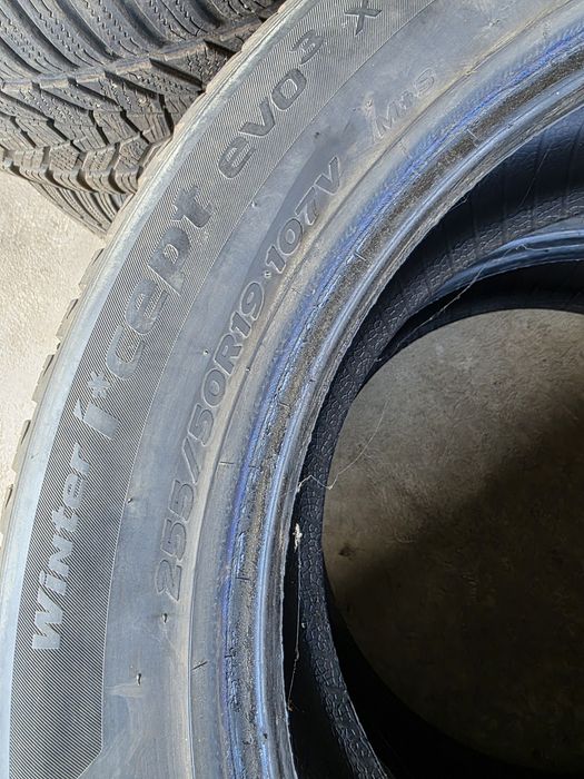 Anvelope de iarna Hankook Winter  4 buc x255/50 R19