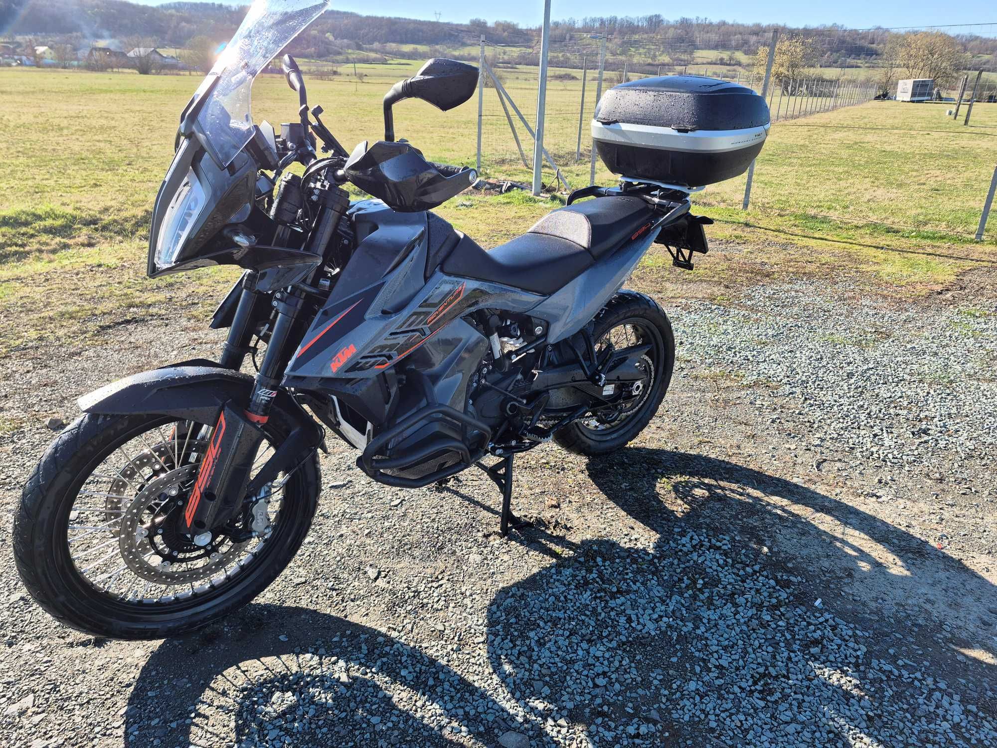 Ktm adventure 890 2022