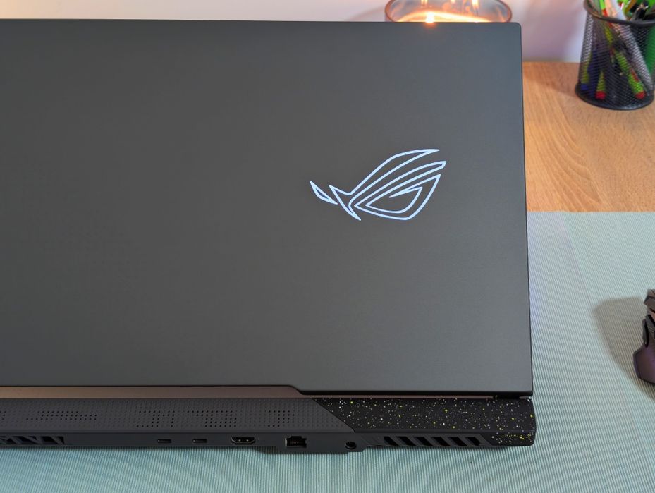 [Laptop Gaming Asus ROG] AMD RYZEN 9, RTX 3080, 32Gb DDR5, 2K 240Hz