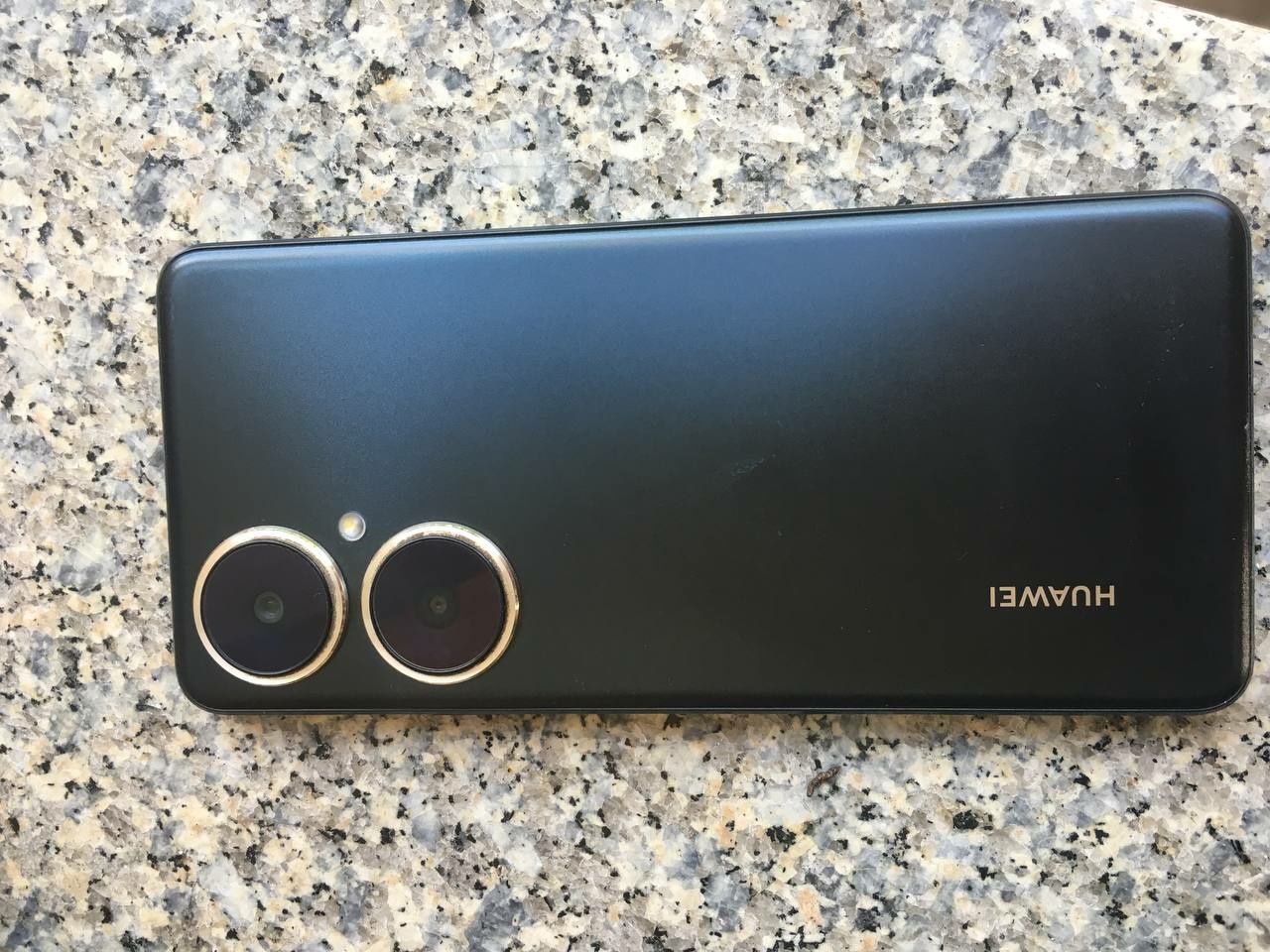 Huawei nova  11 i