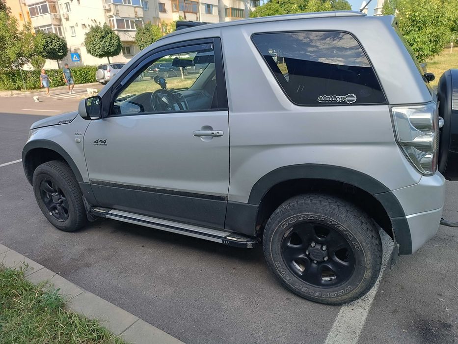 Suzuki grand vitara II 2008