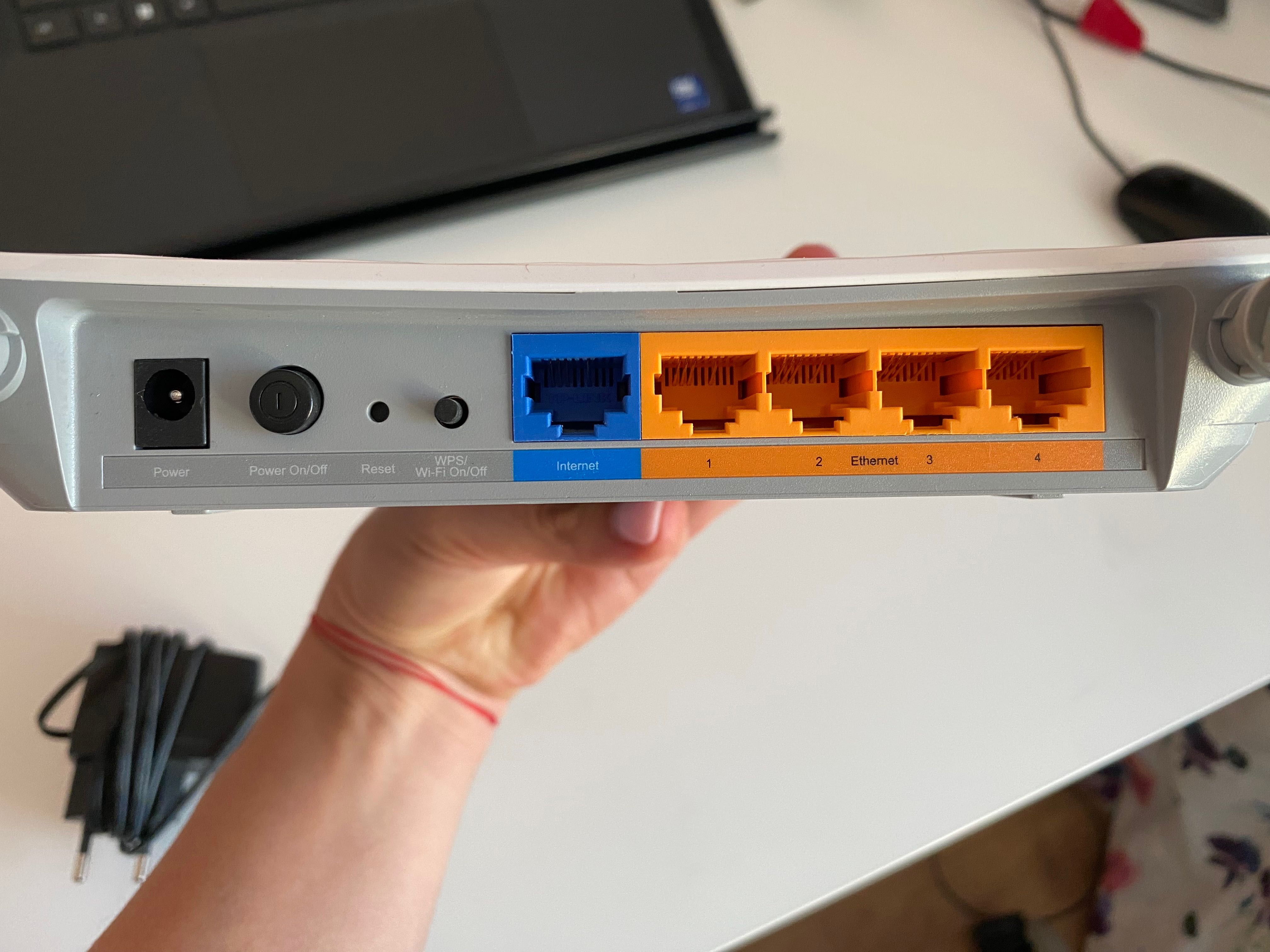 Безжичен двулентов рутер TP-Link
