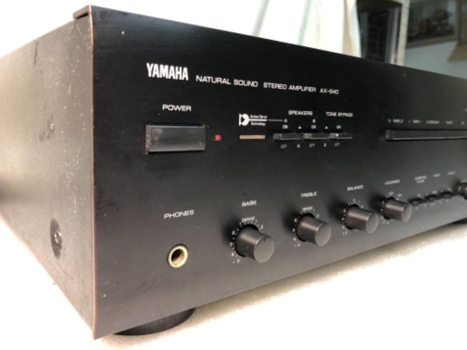 Yamaha AX-640 стерео усилвател