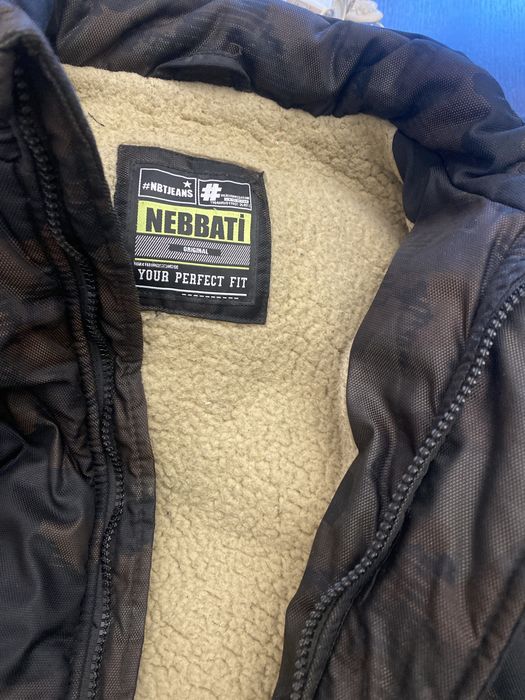 яке със естествен косъм на качулката