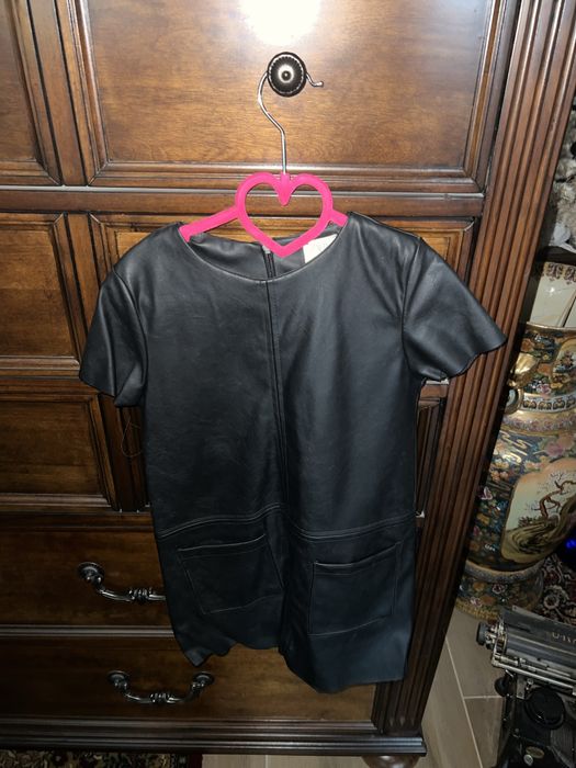 Rochie zara 7 ani imitatie piele