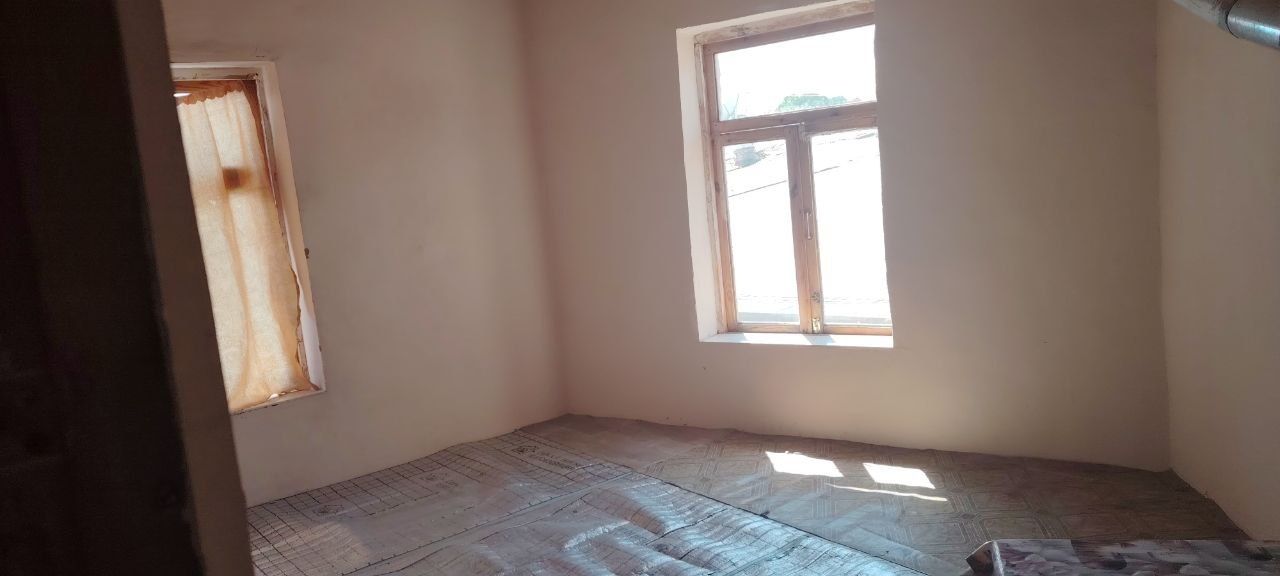 Студентовр учун ховли арендага спартак тарафдан