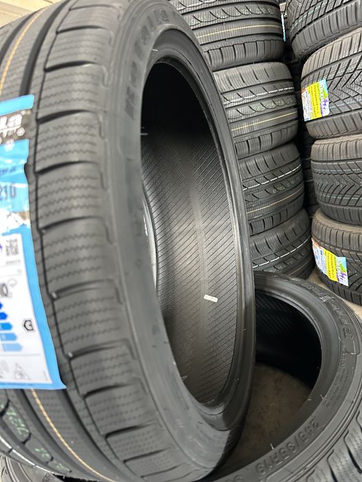 Нови Зимни Гуми Rotalla Ice-Plus S210 245/35R19 93V XL Нов DOT