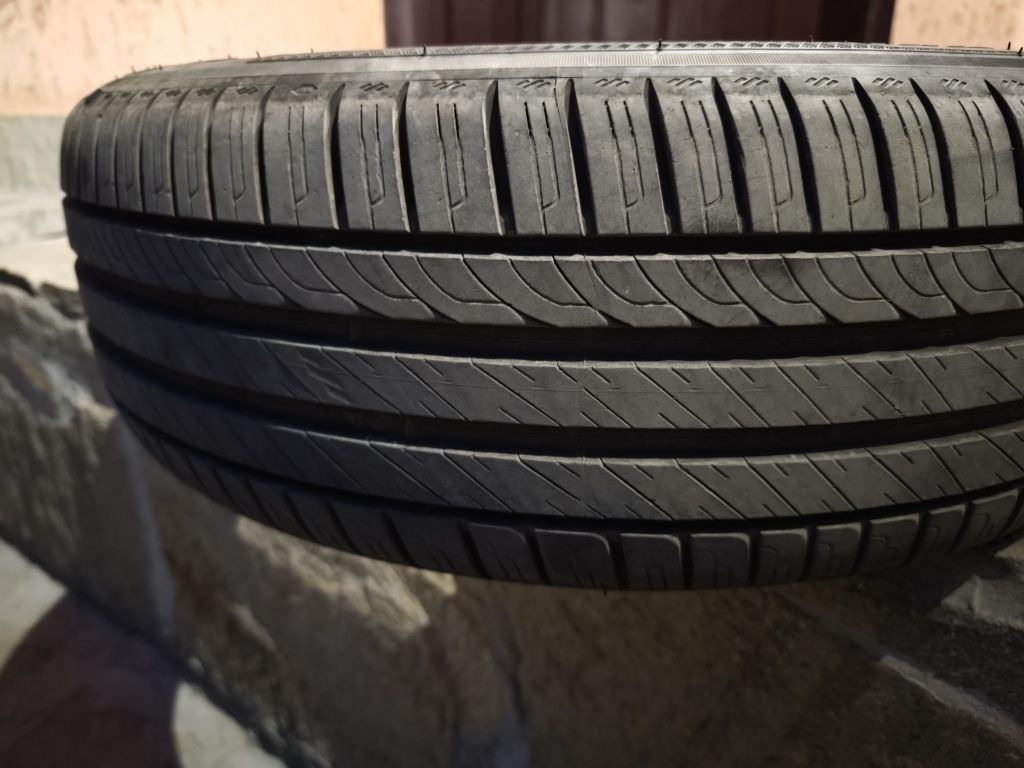 Летни гуми 225/60 R18