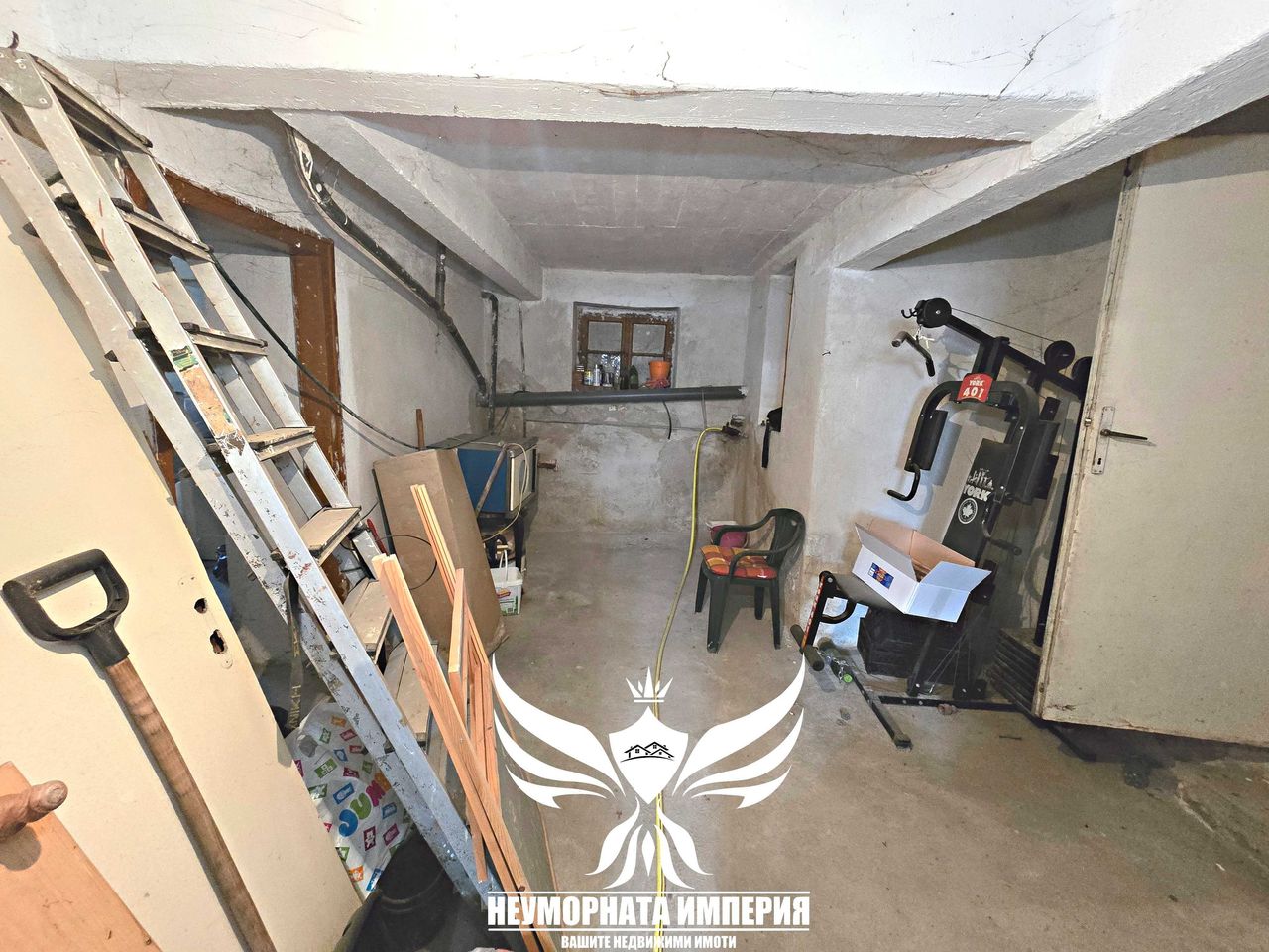 Продава се Къща в Асеновград - 364 кв.м за 68 €/кв.м - Снимка #22