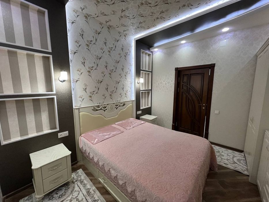 3х комнатная квартира 2 этаж новостройке вокзал