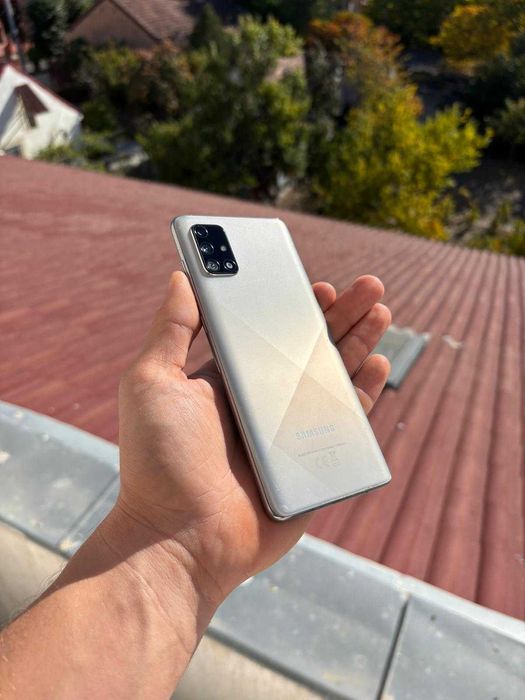 Samsung Galaxy A71,Prism Crush Silver,Memorie 128GB,6GB RAM,IMPECABIL