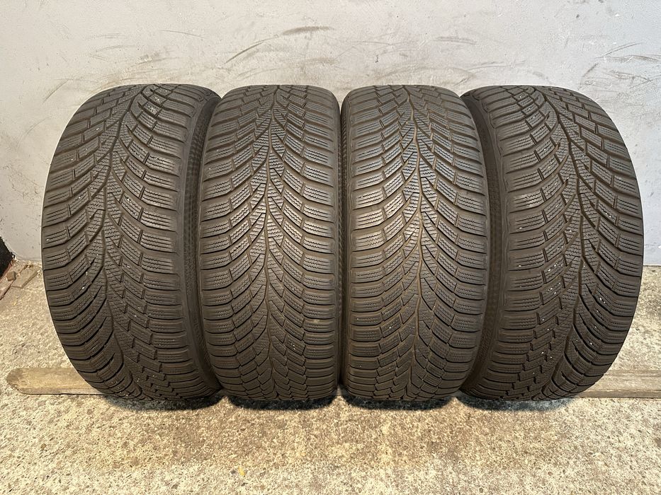 Гуми 225/45/17 CONTINENTAL Winter Contact