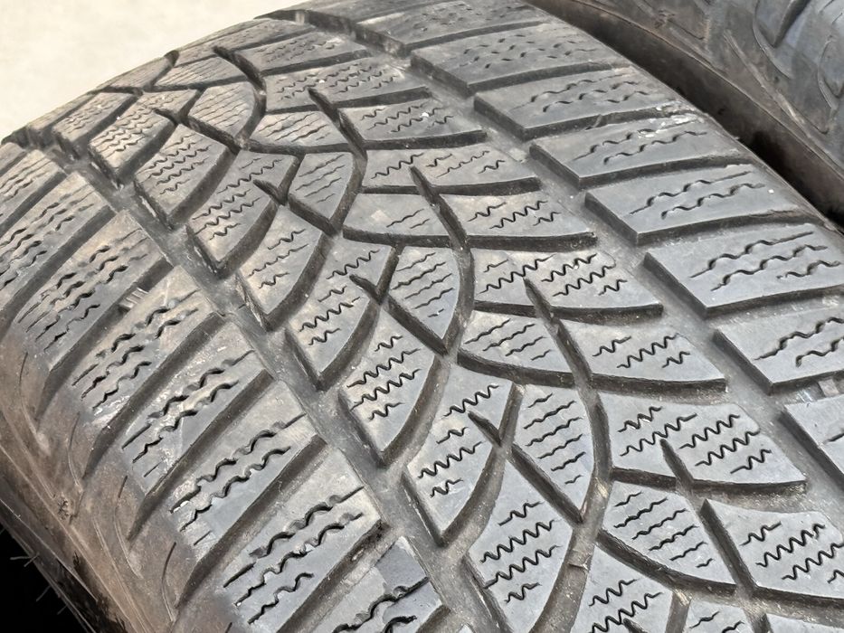 205/60/R16 Goodiyear UltraGrip 4бр зимни dot5018 Run Flat