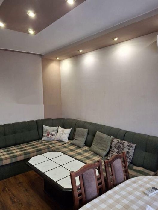 Дава се под наем Двустаен апартамент в София, Красно село - 60 кв.м за 562 € - Снимка #1