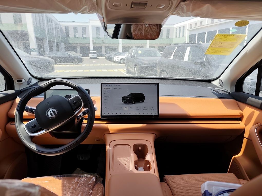 Leapmotor c 16 gibrid