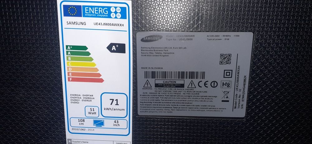 Vand televizor Smart Samsung display spart