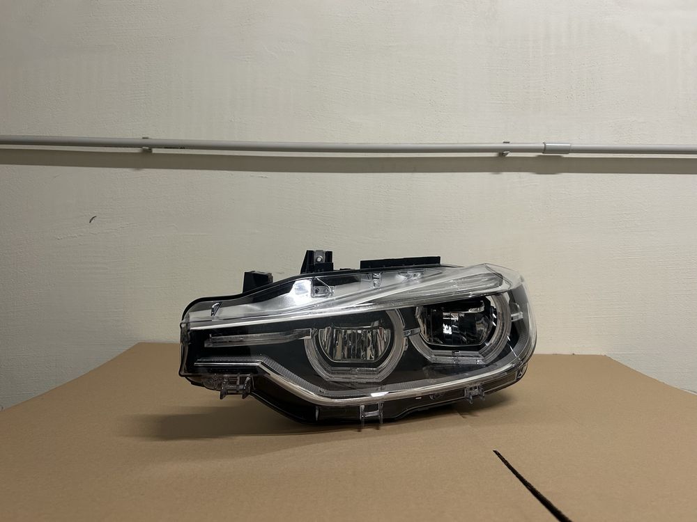 BMW F30 F31 LCI LED ляв фар