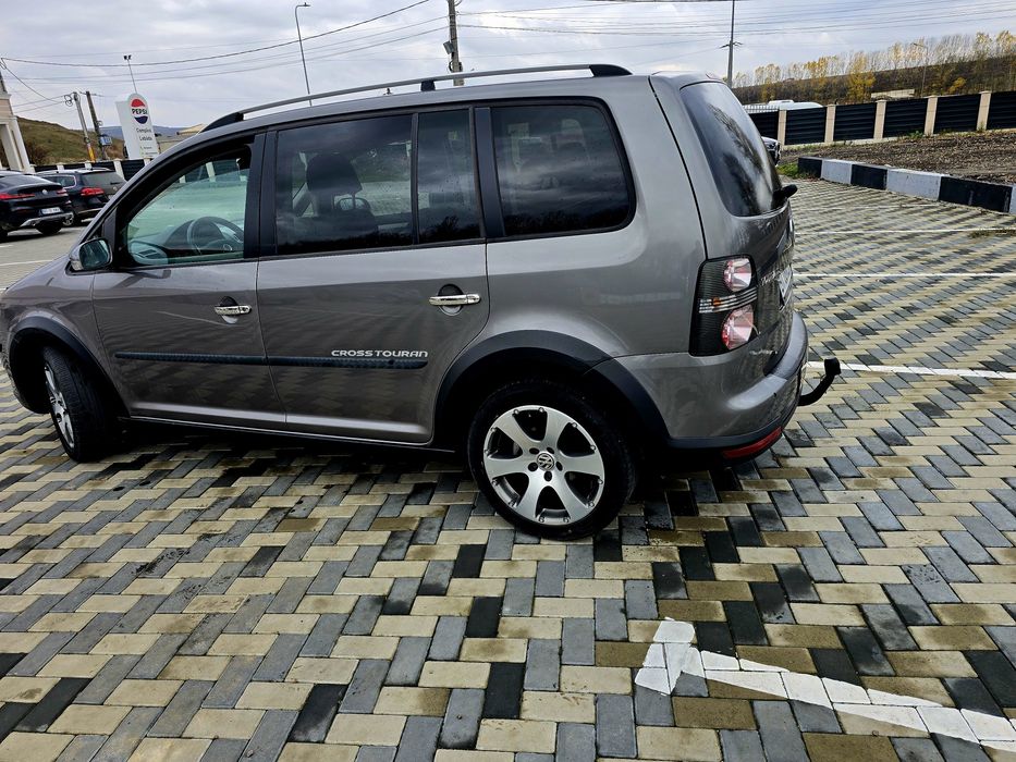 Vand WOLKSKWAGE Touran cros