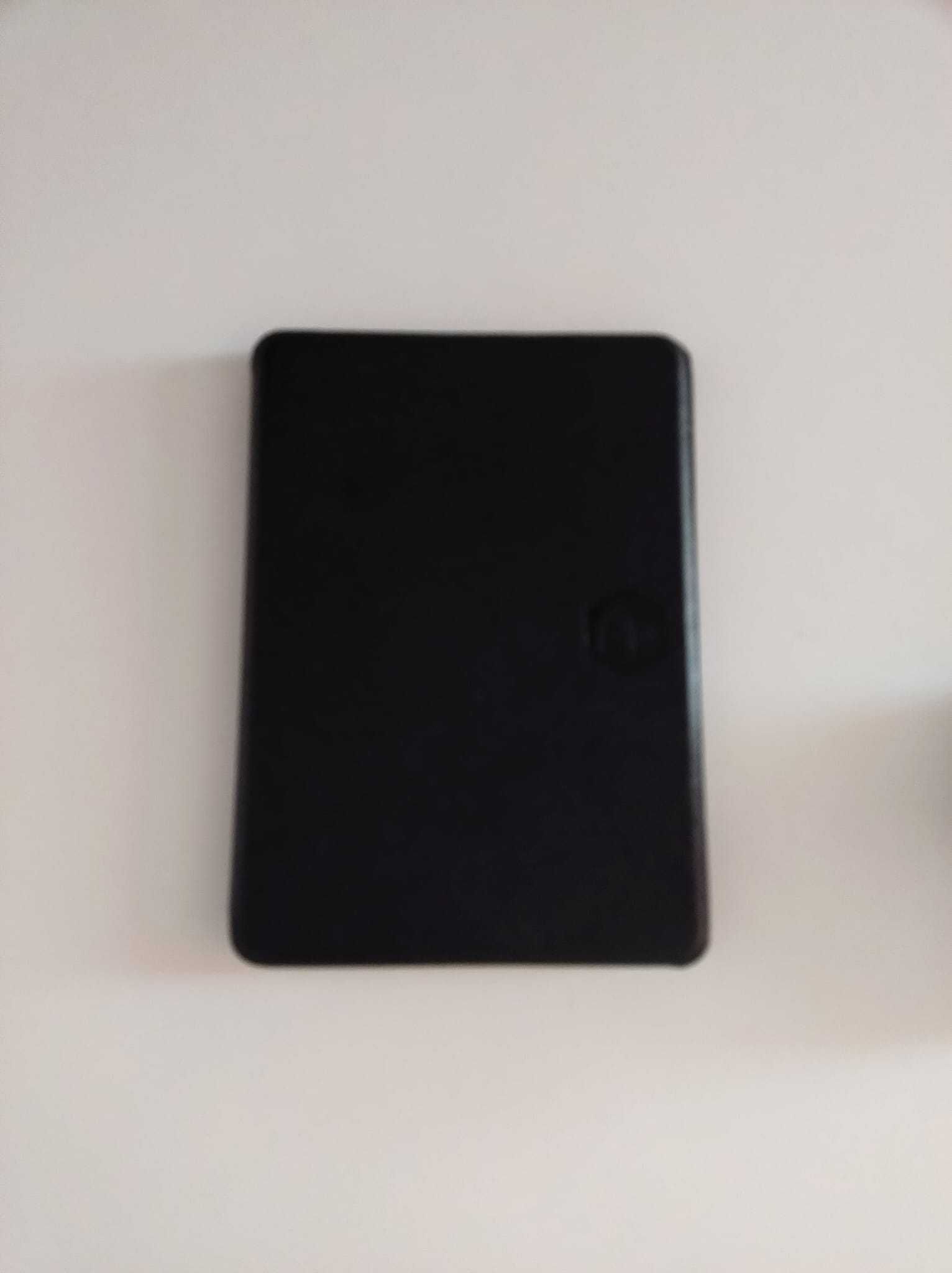 Vand Kindle 2019, WiFi, 8 GB, 167 ppi, Negru+ husa neagra