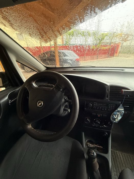 opel zafira an 2000 euro4