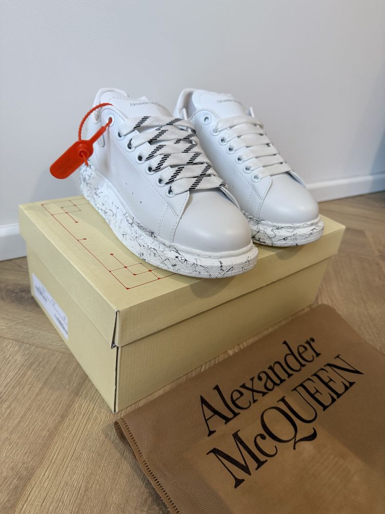Adidasi Alexander M C Q U E E N produs nou premium