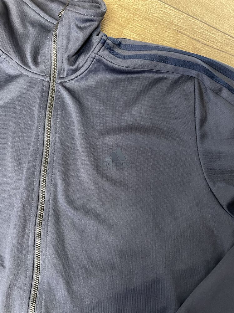 Горница Adidas оригинална