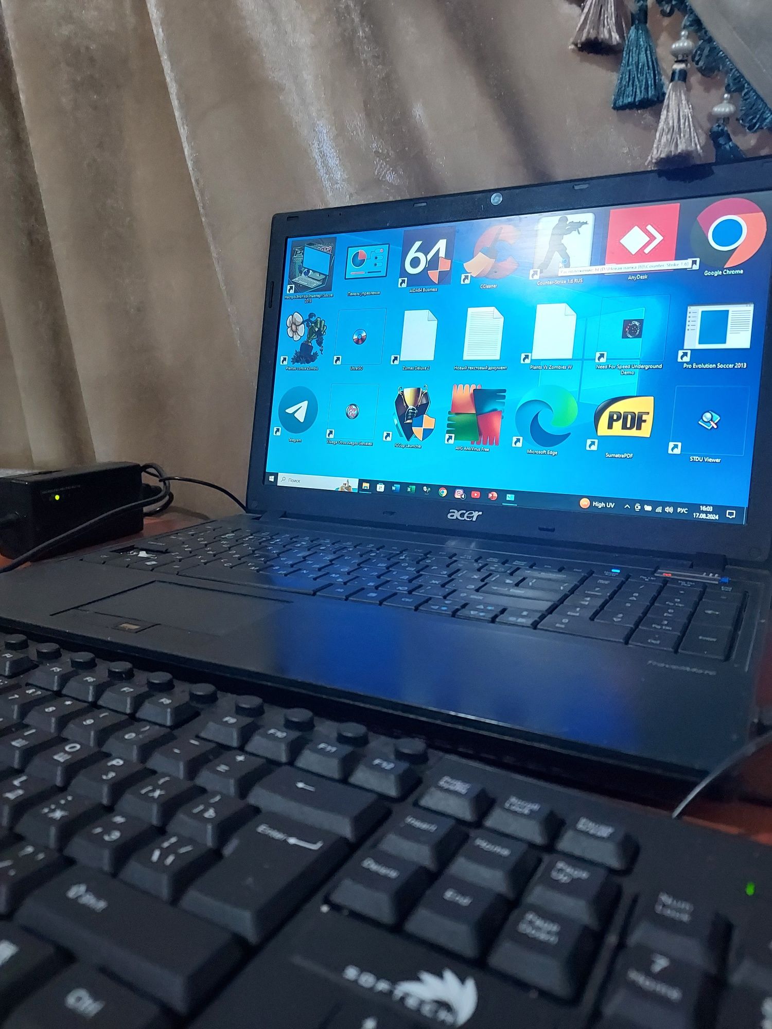 Acer notebook core i5.