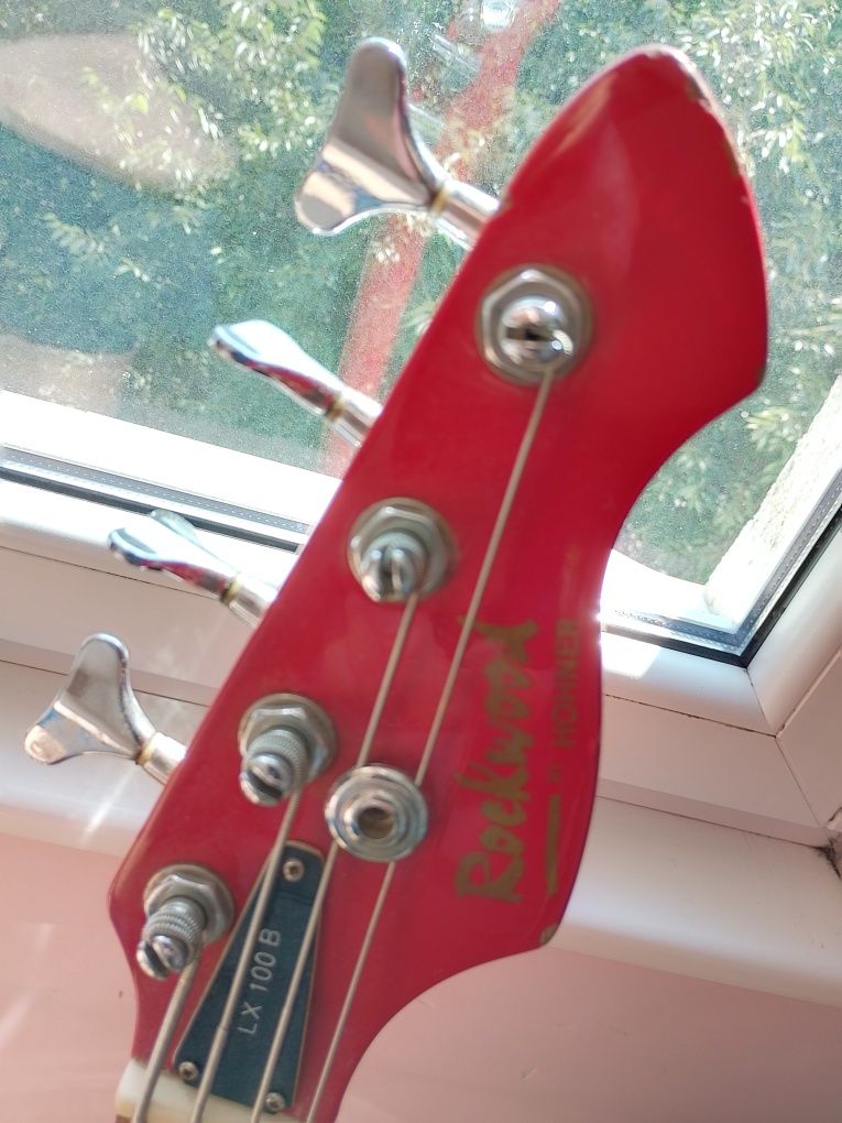 Бас китара Hohner Rockwood