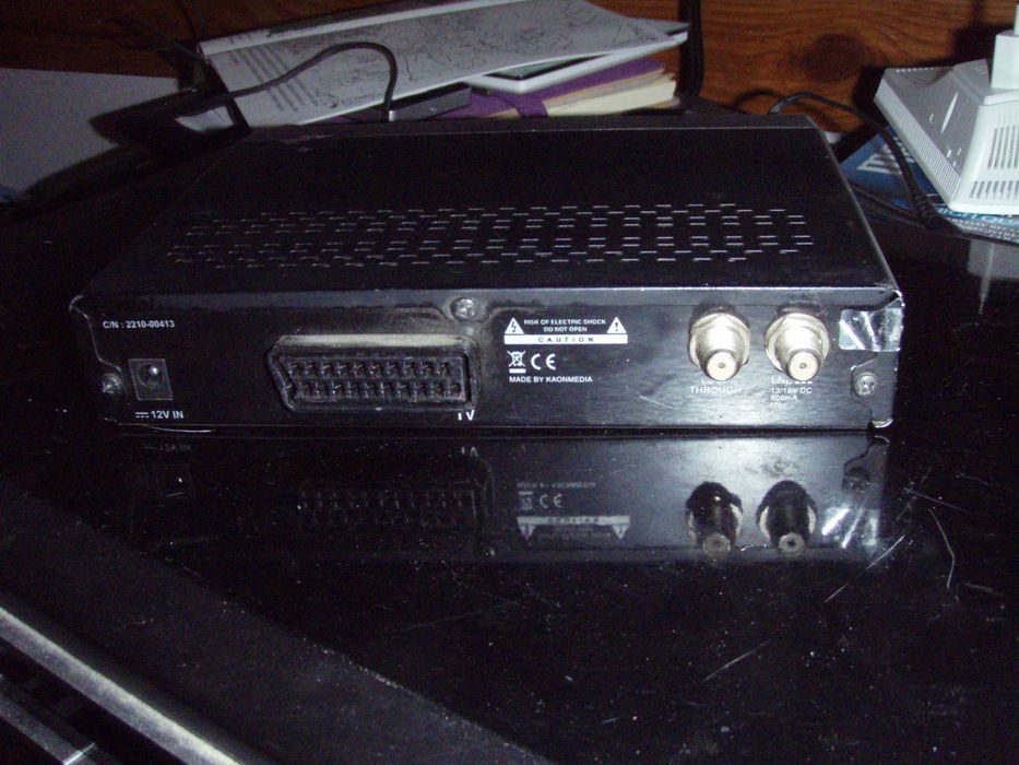 Receptor satelit SD (fara HDMI) Kaon KSF-ES270CO Focus Sat + cartela