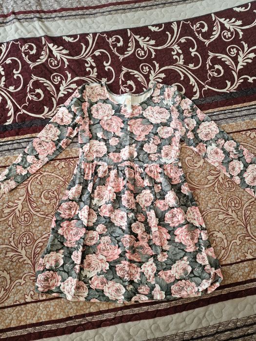 Одежда на девочку 122р