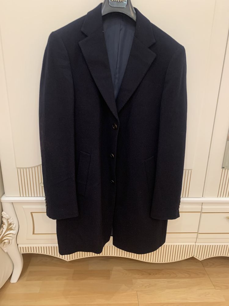 Продам мужское пальто Итальянское